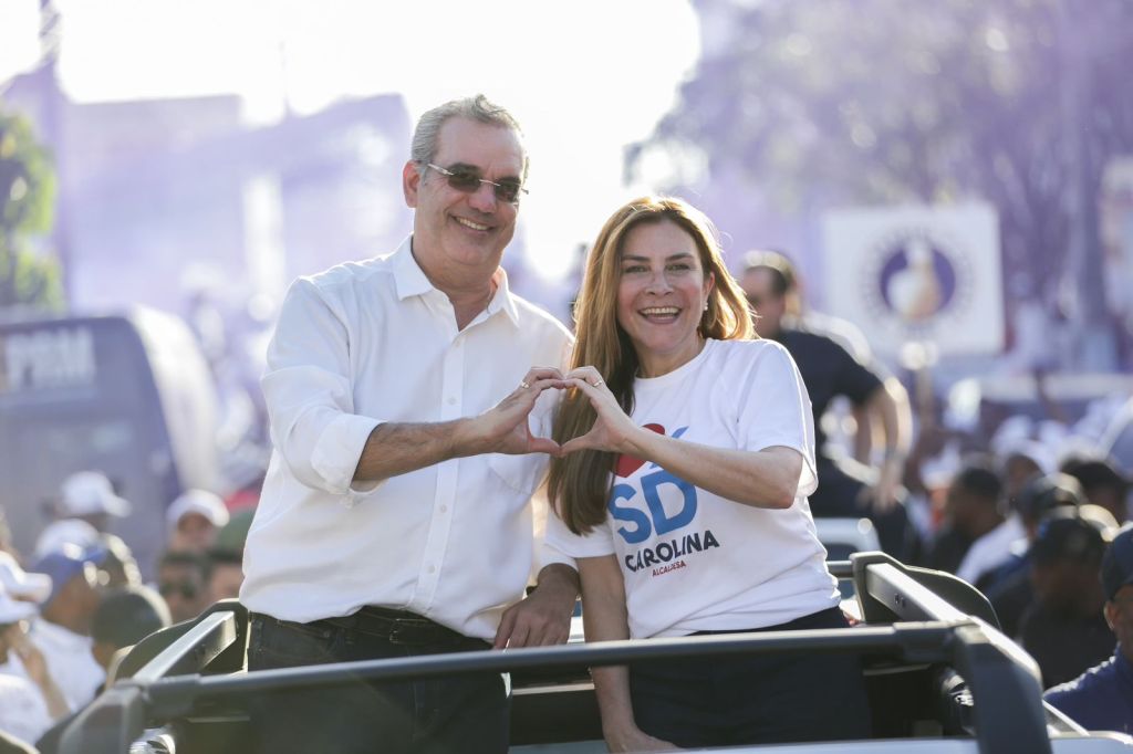 Abinader encabeza cierre de campaña de Carolina&nbsp;Mejía