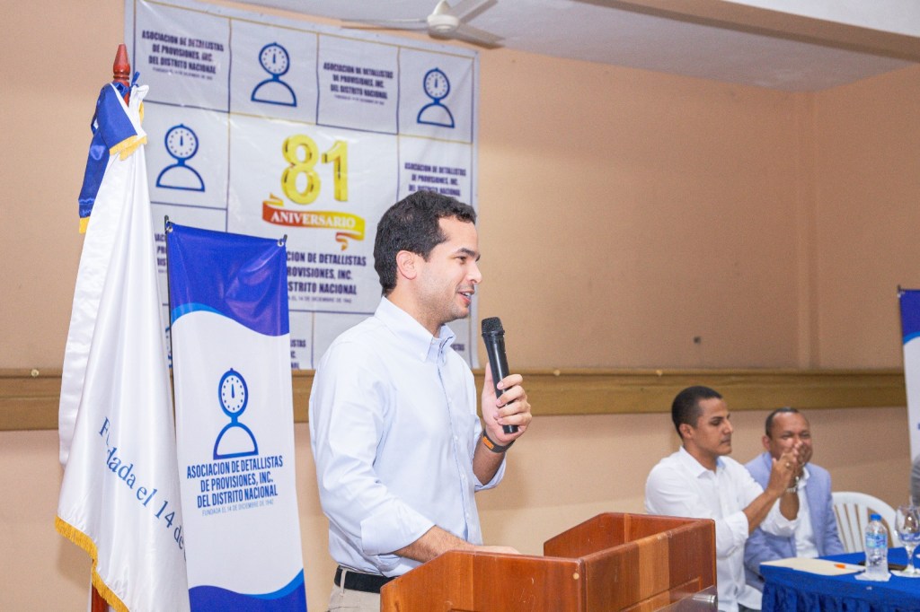 Asociación de Detallistas del DN valora propuestas de Omar&nbsp;Fernández