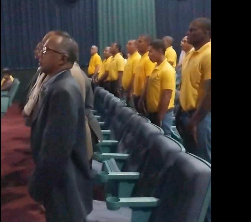 Hogar CREA Baní entrega certificados a más de 20 internos que cumplieron&nbsp;programa