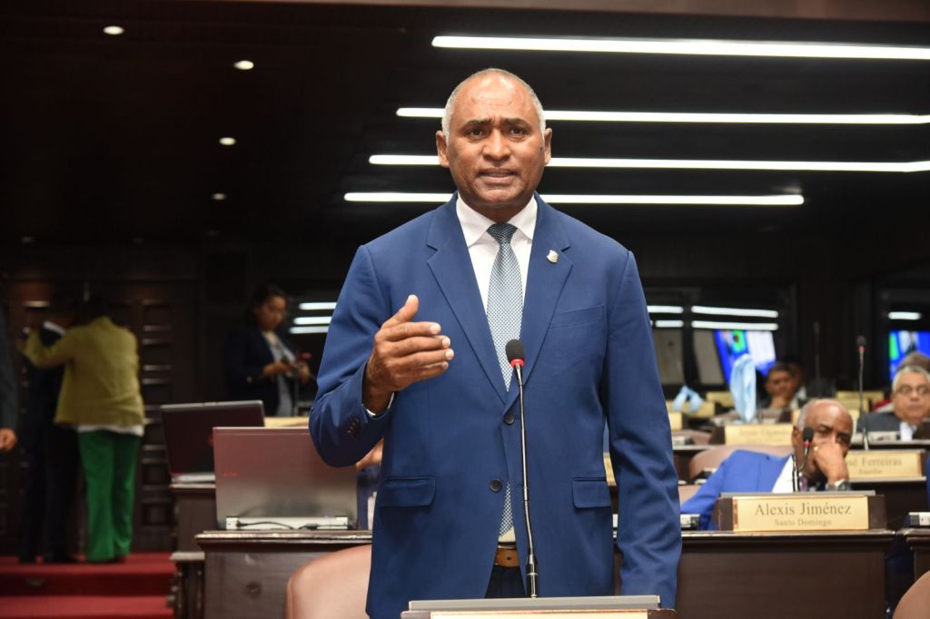 Diputados aprueban proyecto de ley que declara el municipio de Baní “Capital del&nbsp;Mango”