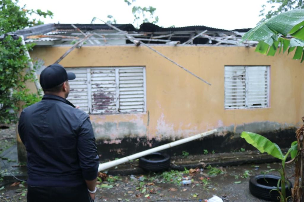 Alcalde de Salcedo lidera rápida recuperación tras devastador tornado en tiempo&nbsp;récord