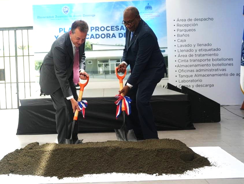 UASD y Ministerio de Industria y Comercio inician trabajos para construcción de planta purificadora de&nbsp;agua