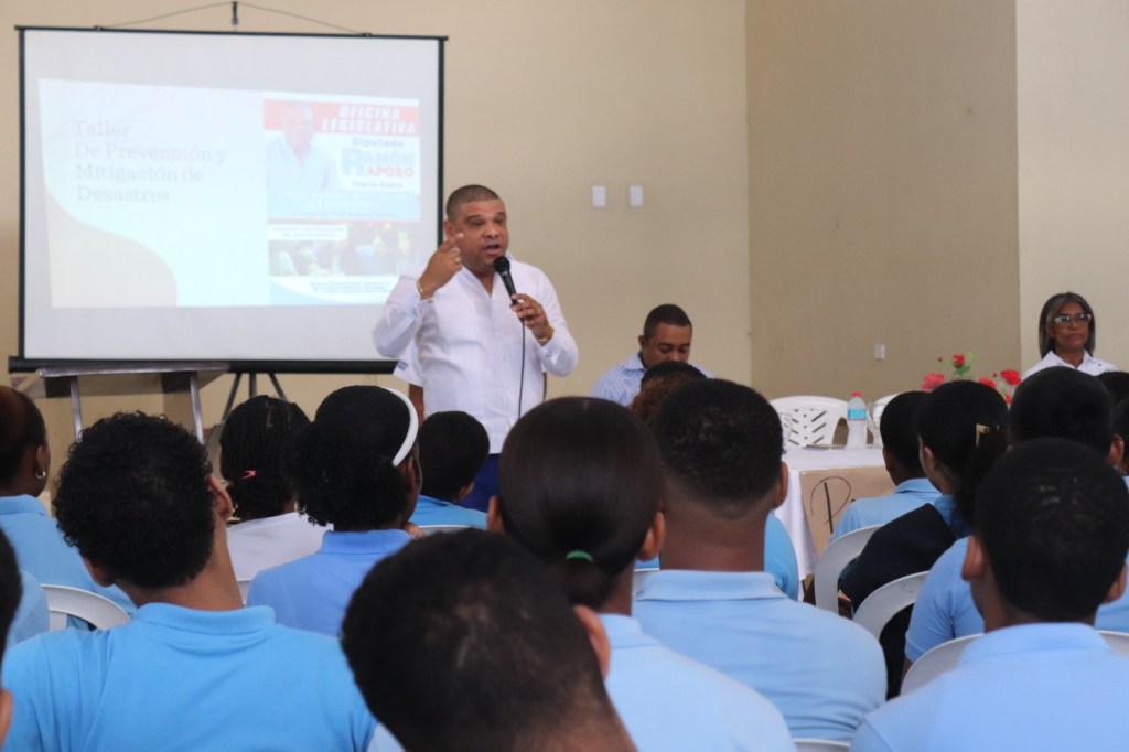 Oficina Diputado Ramón Raposo implementa iniciativa incentiva estudiantes proteger medio&nbsp;ambiente