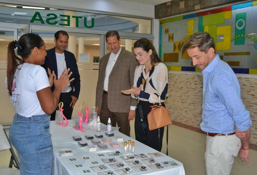 DIA Summit 2024: Santo Domingo se convierte en el epicentro de la innovación y el liderazgo juvenil en Inteligencia&nbsp;Artificial