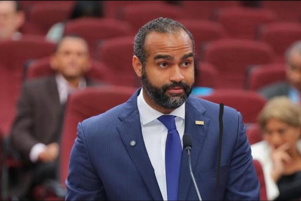 Presidente del Codessd destaca en vistas públicas necesidad de revisar a fondo proyecto reforma&nbsp;fiscal