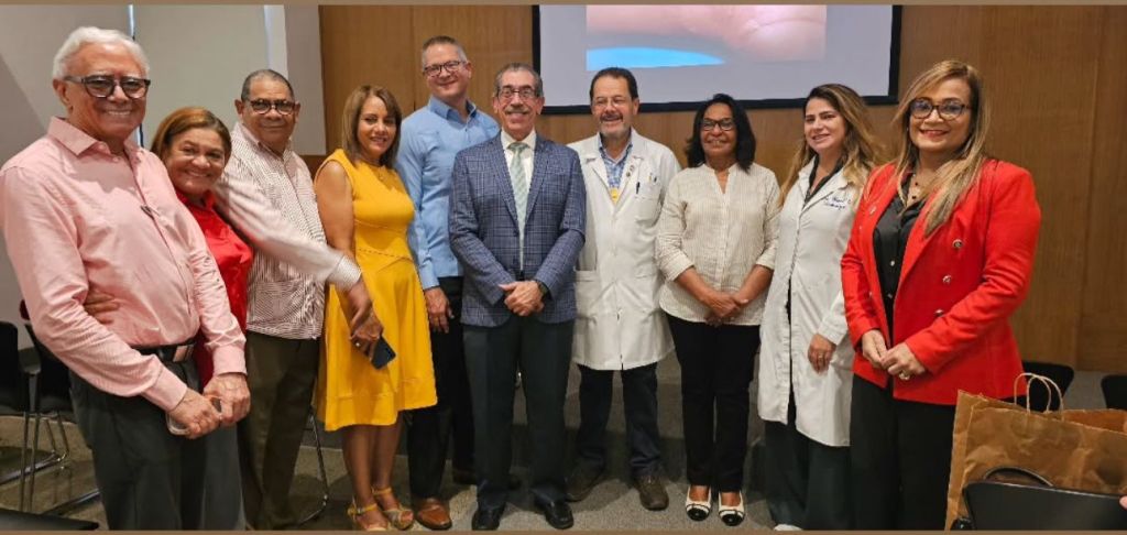 Doctor Asjana David sostiene encuentro con profesores del hospital Luis Eduardo&nbsp;Aybar
