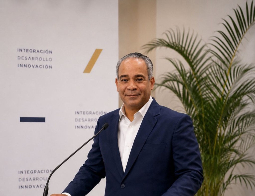 Hernani Aquino alerta por silencio de la JCE ante campañas&nbsp;prematuras